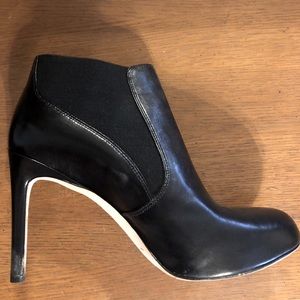 Via Spiga ankle boots in good condition